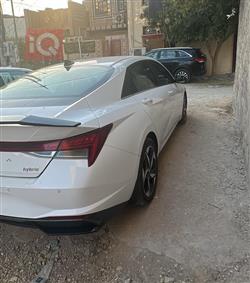هیوندای ئەلەنترا
